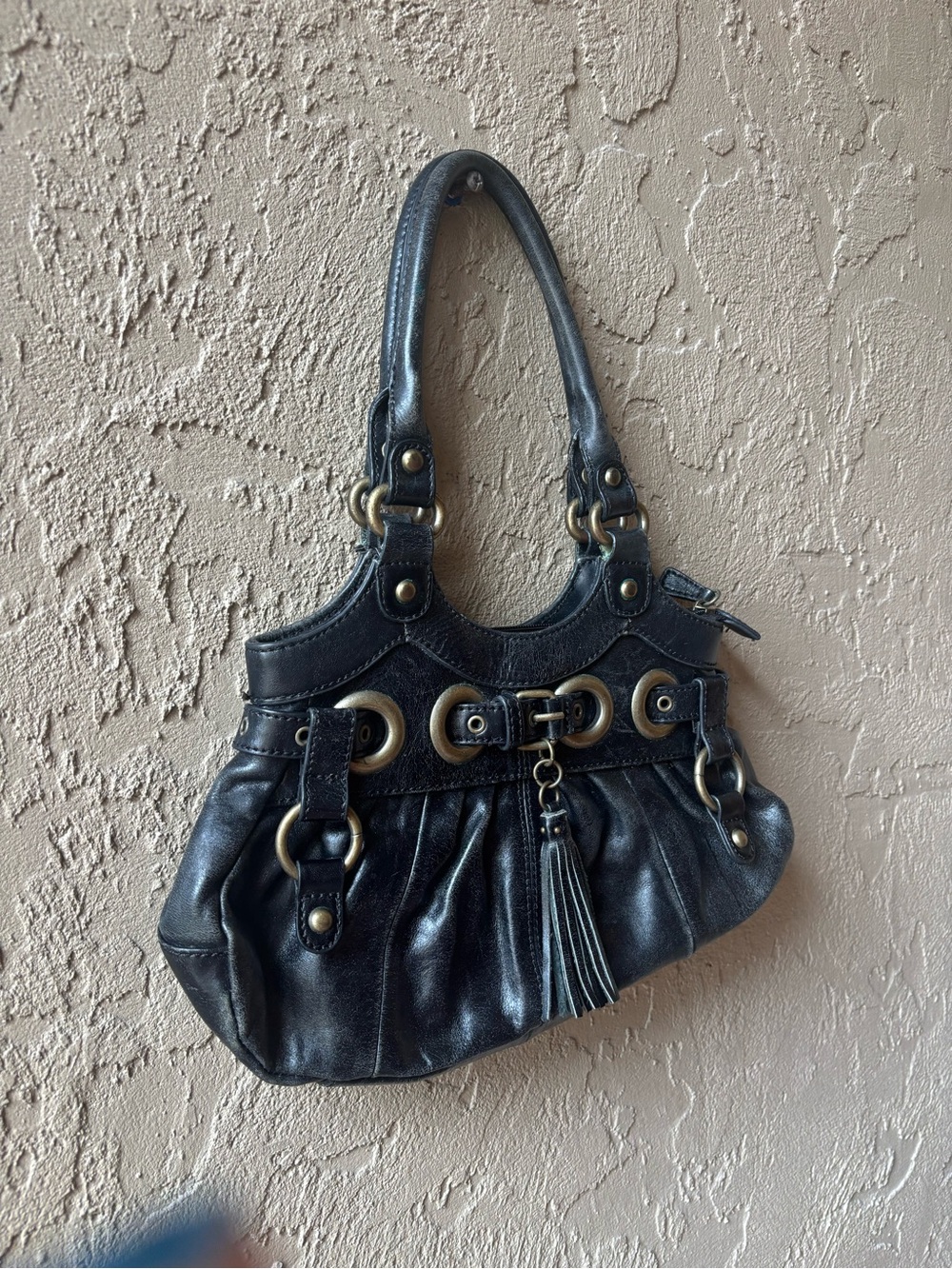Hype Black Leather Shoulder Bag with Tassel and Gold Hardware - Picture 3 of 7